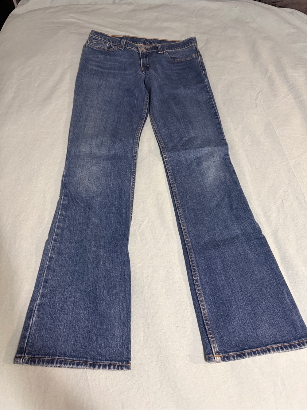 Levi's Dark Blue flare boot Jeans
Sz30